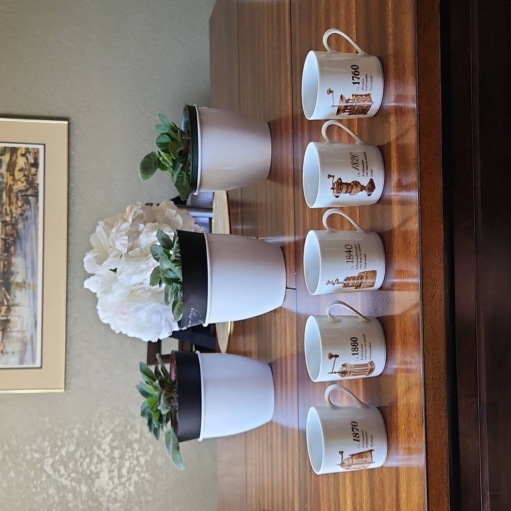 Mitterteich Bavaria Demitasse Cups Grinder Pattern